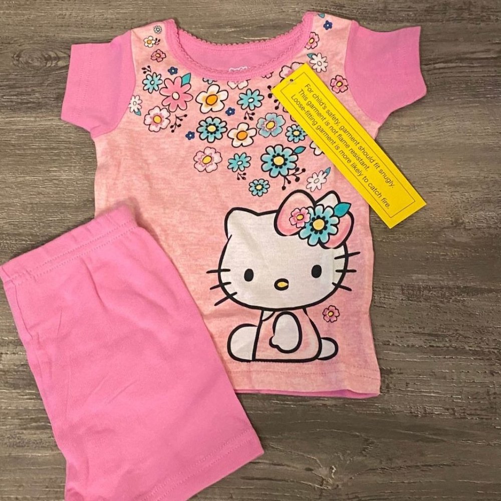 New hello kitty pajamas 18M